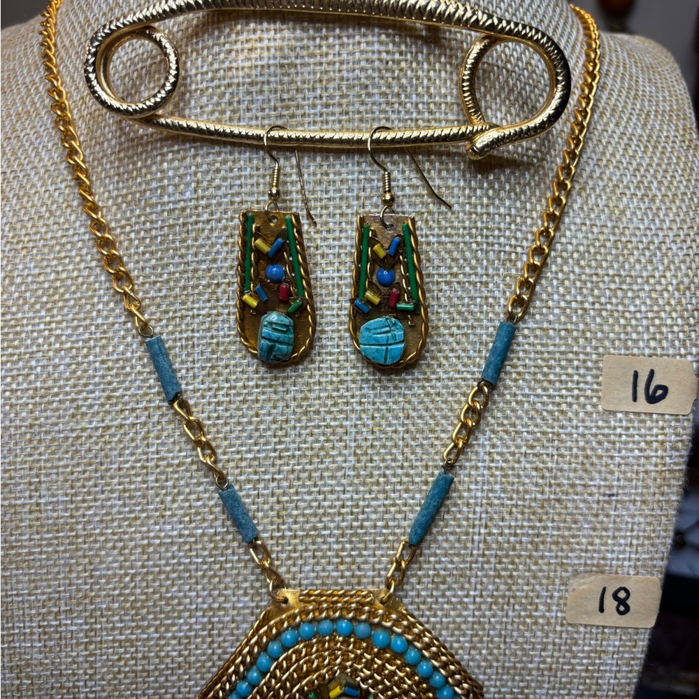 Egyptian Large Scarab (Vintage) Revival Set - Picture 5 of 12
